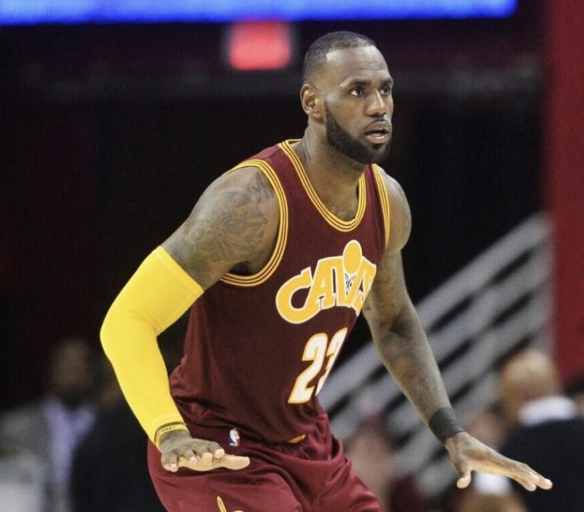 kaiyun-香伯特：若你没听詹姆斯的站位要求，他会乱传球让教练换下你